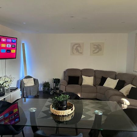 Location De Chambre Privee Dans Residence Prive, Jardins Et Parking Gratuit 1 Min To Tramway Et 9 Min De Centre-Ville, Accessibilite A Plusieurs Transports ニース エクステリア 写真